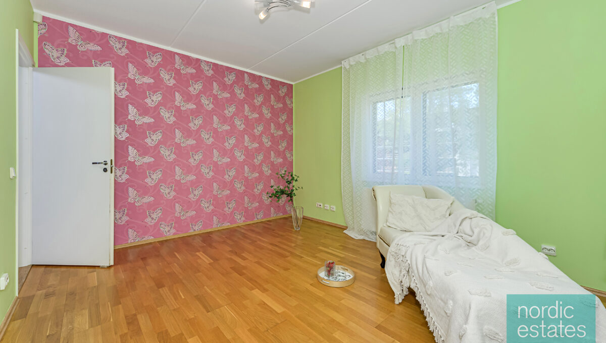 NZ6_6847_ENF